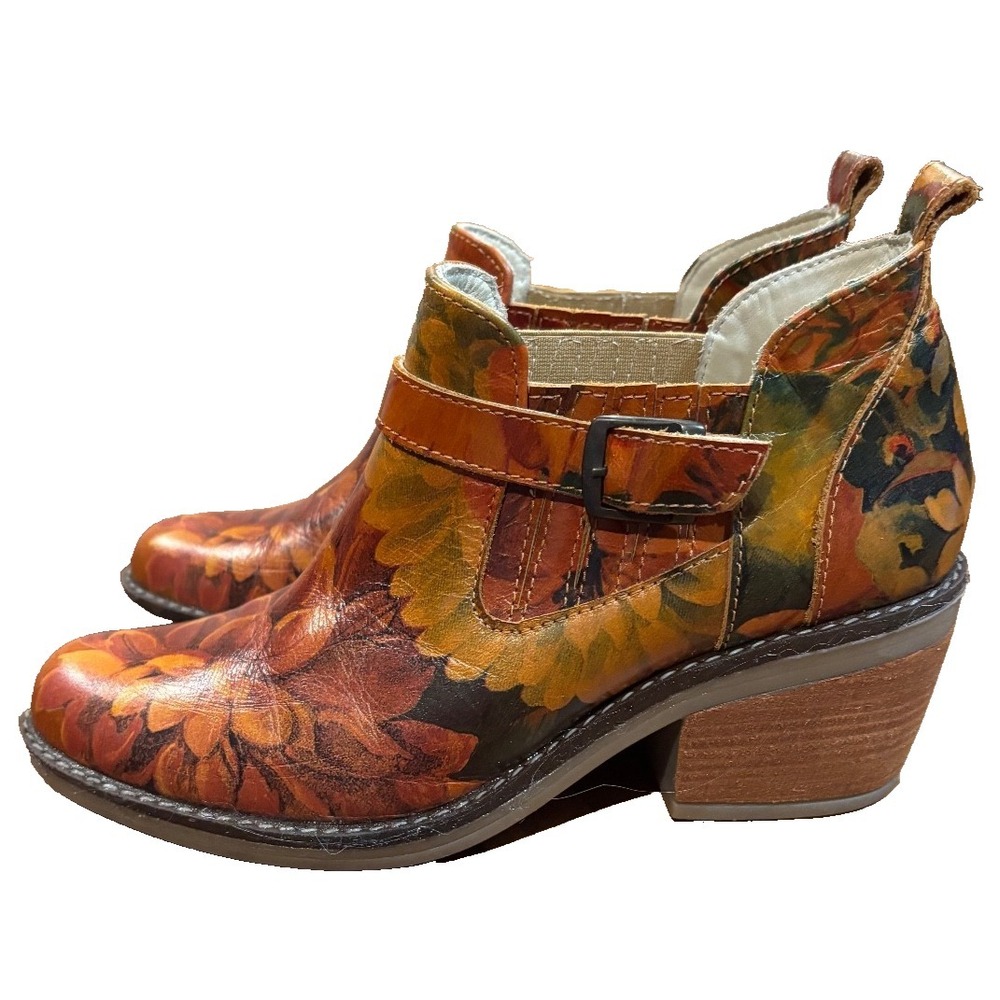 Michel Argentina floral leather shortie boots USA sz 6 buckles, 2.25" heel indie